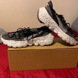 Nike Space Hippie 04